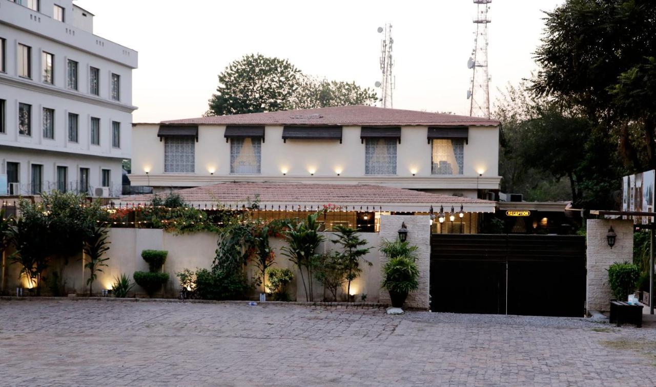 Ambassador Suites & Hotel Islamabad Luaran gambar