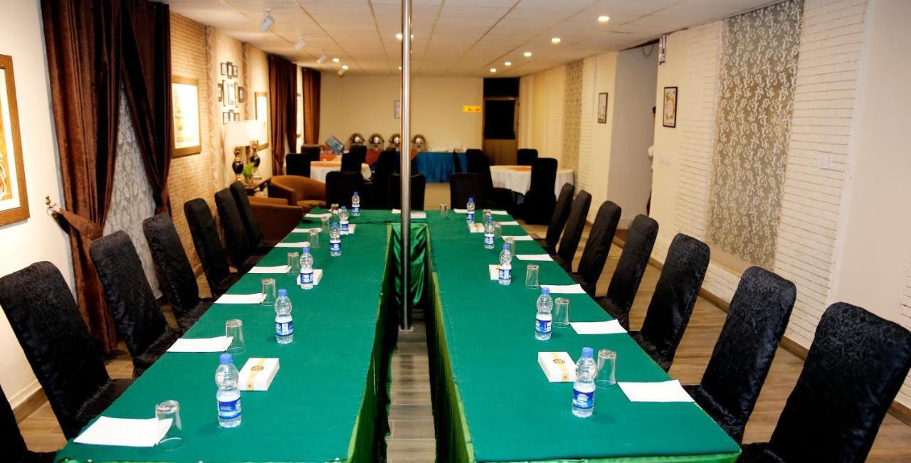 Ambassador Suites & Hotel Islamabad Luaran gambar